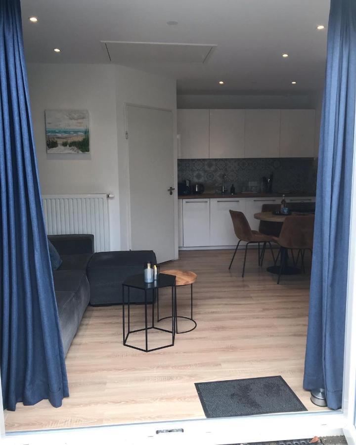 Etoile Aan Zee Hotel เฟราเวนโปลเดอร์ ภายนอก รูปภาพ