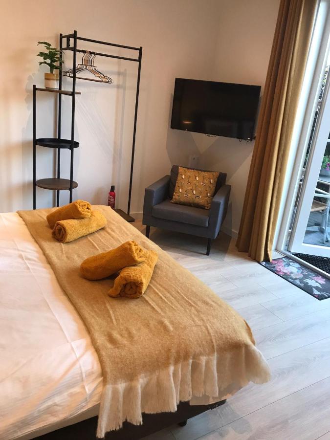 Etoile Aan Zee Hotel เฟราเวนโปลเดอร์ ภายนอก รูปภาพ