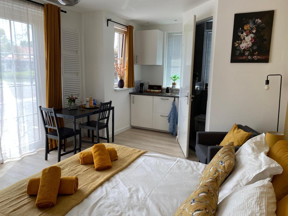 Etoile Aan Zee Hotel เฟราเวนโปลเดอร์ ภายนอก รูปภาพ