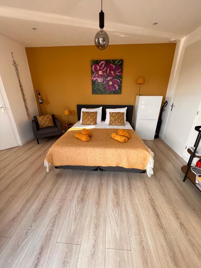Etoile Aan Zee Hotel เฟราเวนโปลเดอร์ ภายนอก รูปภาพ