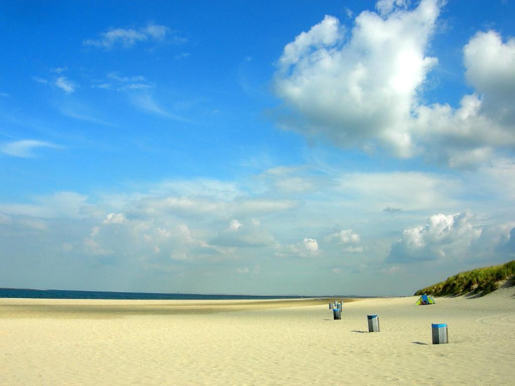 Etoile Aan Zee Hotel เฟราเวนโปลเดอร์ ภายนอก รูปภาพ